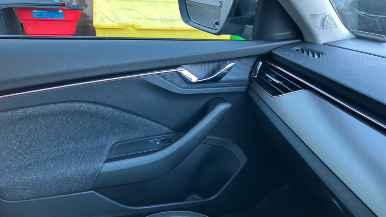 Skoda Kamiq 1.0 TSI 110 SE L Executive 5dr DSG Petrol Hatchback